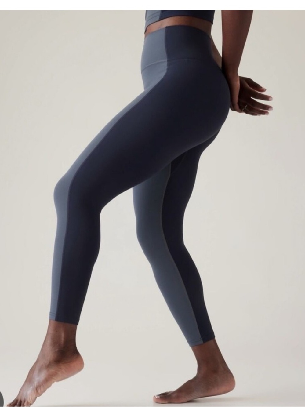 Athleta Transcend Colorblock 7/8 Tight Leggings | Size Large